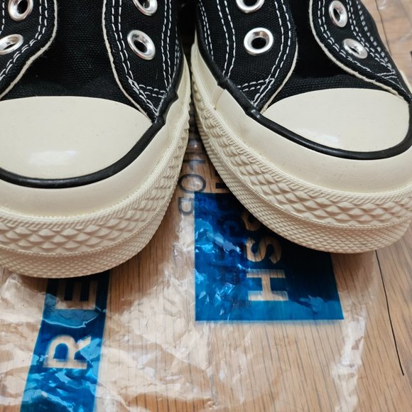 Like New Chuck 70 Low Top - Black - Picture 3 of 9